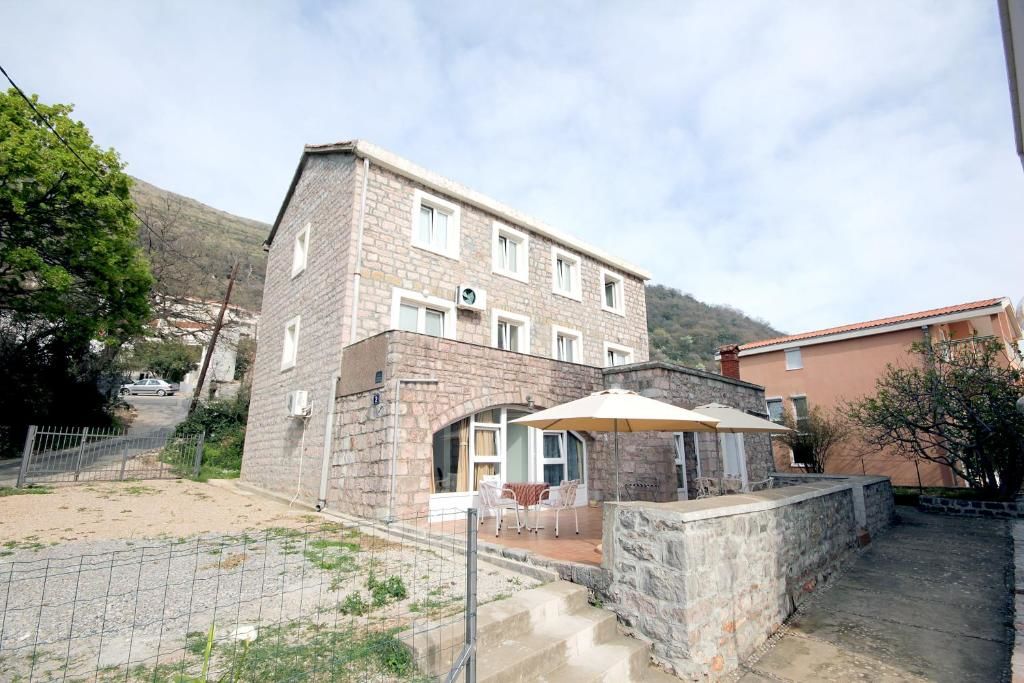 Апартаменты Apartments Pavlovic Петровац