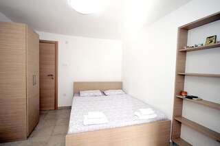 Апартаменты Apartments Pavlovic Петровац Двухместный номер с 1 кроватью и балконом, вид на море-6