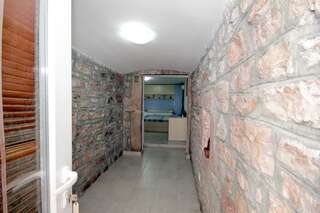 Апартаменты Apartments Pavlovic Петровац Стандартный трехместный номер-студио-3