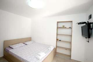 Апартаменты Apartments Pavlovic Петровац Двухместный номер с 1 кроватью и балконом, вид на море-20